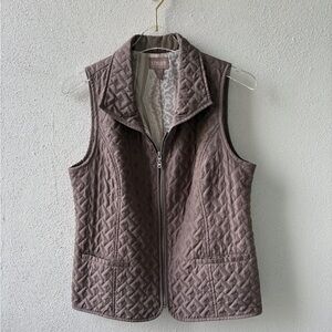 Chico’s Taupe Color Vest Size S Pockets Front Zip Collar Teacher Cabincore‎